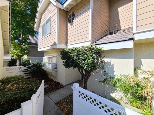 Building Photo - 25670 Huron St