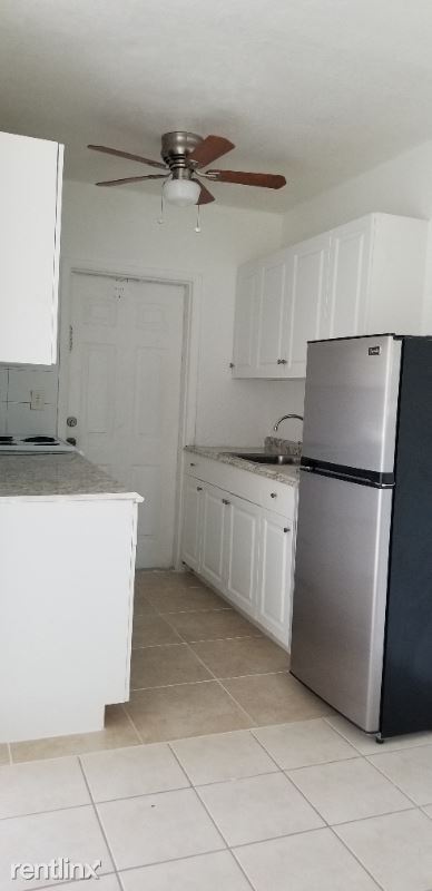 Foto del edificio - 601 NW 90th St