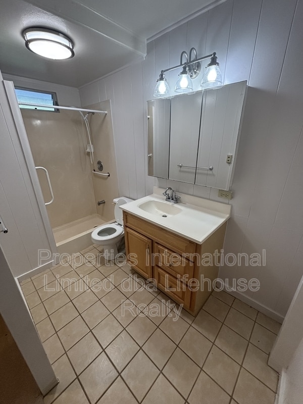 Foto del edificio - 221 Namilimili St