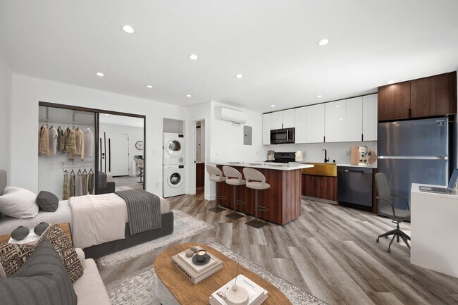 Foto del edificio - 6307 Elgin St