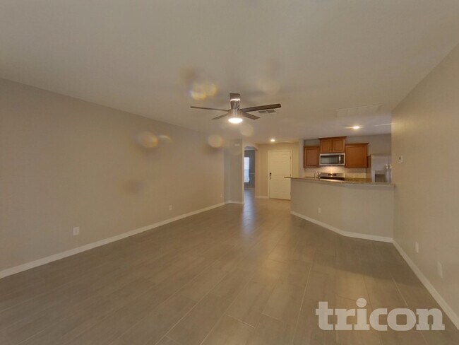 Foto del edificio - 396 Sierra Mike Blvd