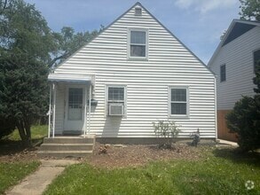 Building Photo - 825 McKinnie Ave