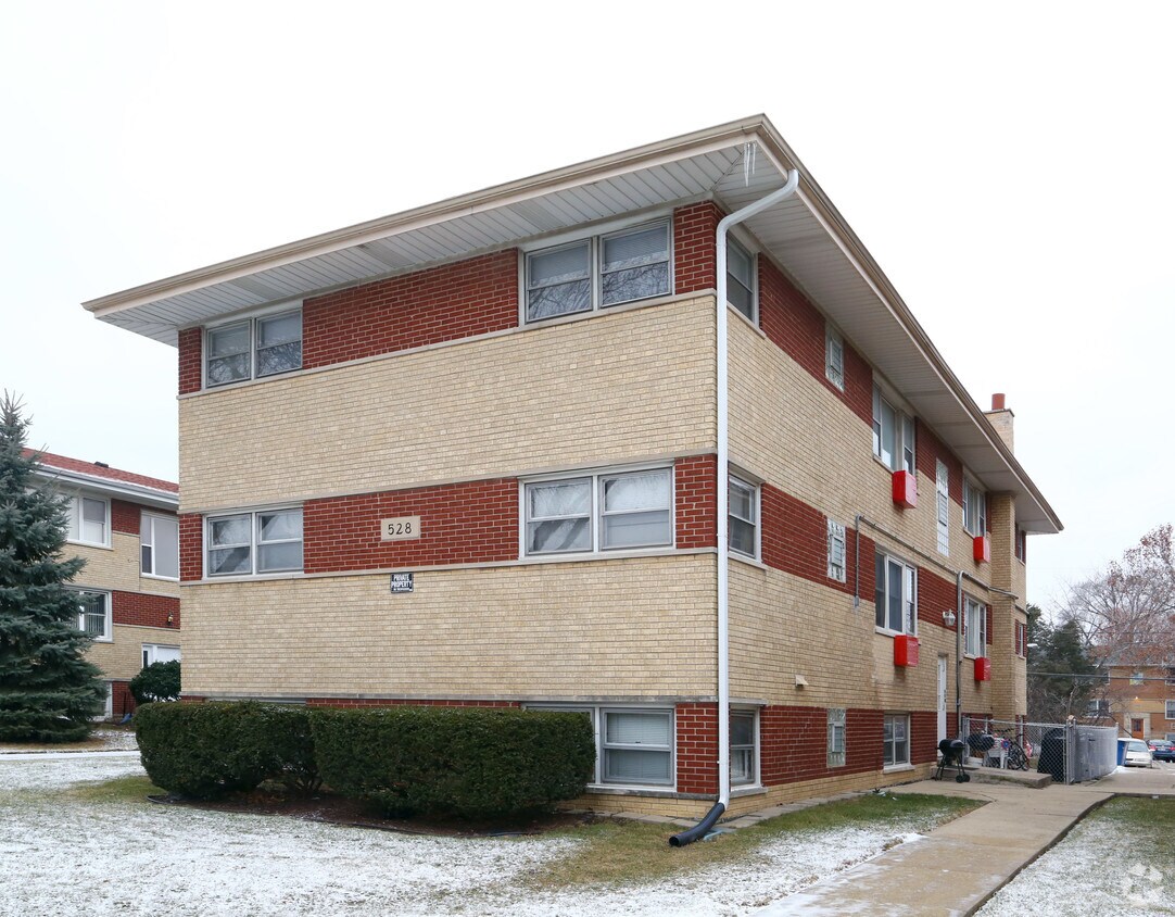 Building Photo - 528 N Lincoln Ave