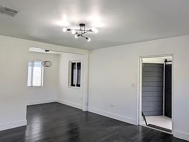 Foto del edificio - 340 NW 132nd St