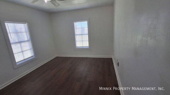 Foto del edificio - 102 N 11th St