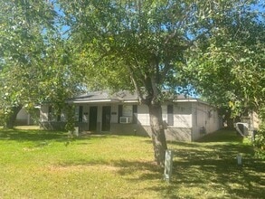Building Photo - 1107 Milam St