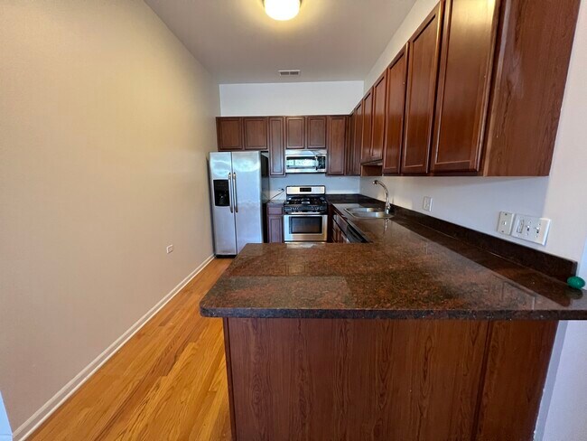 Foto del edificio - 1040 E 47th St