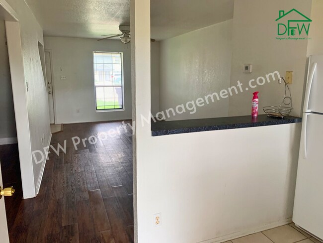 Building Photo - 1108 Shanarae Cir
