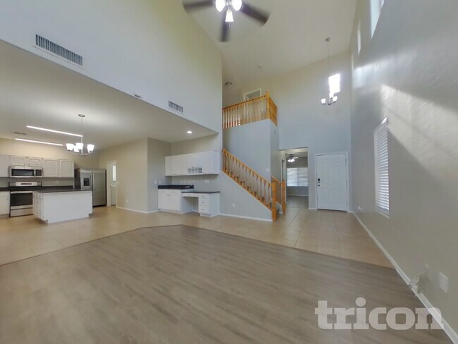 Foto del edificio - 17244 W Maui Ln