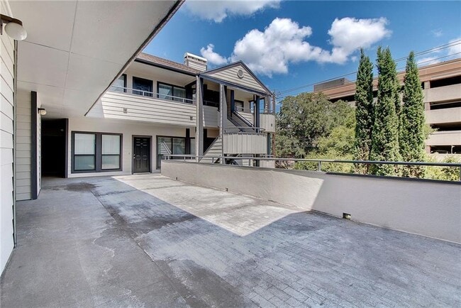 Building Photo - 2905 Swisher St