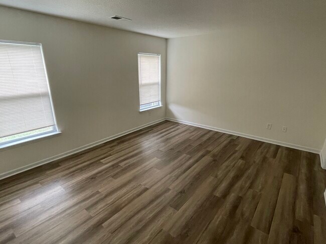 Foto del edificio - 7409 Lady Liberty Ln