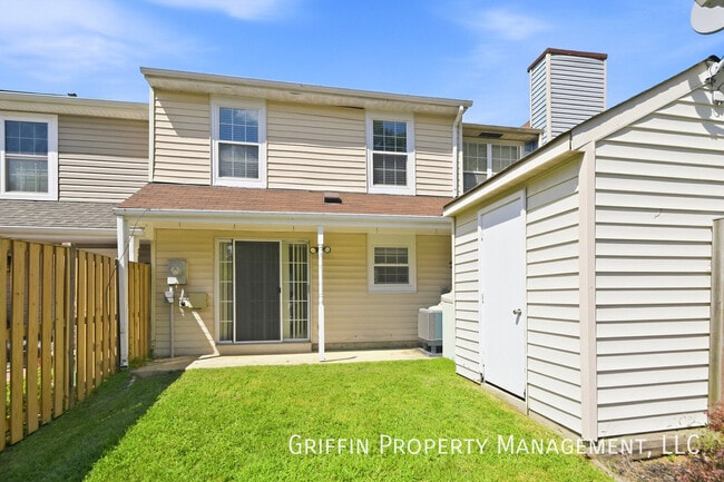 Photo - 14531 Marlborough Cir-1 Townhome