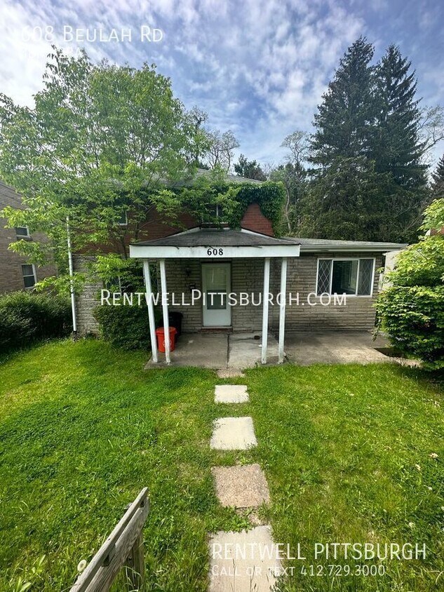 Foto principal - 3 Bedroom Home in Penn Hills