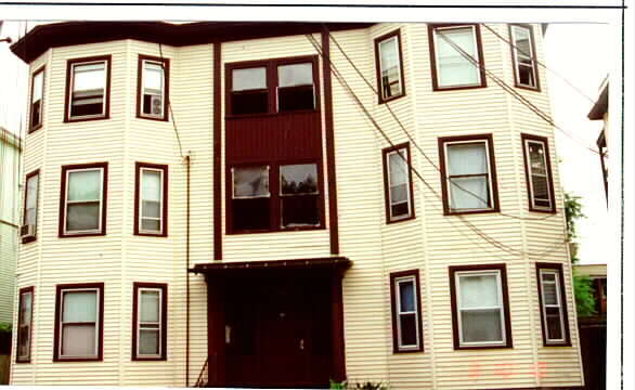 Primary Photo - 109 Gilman St
