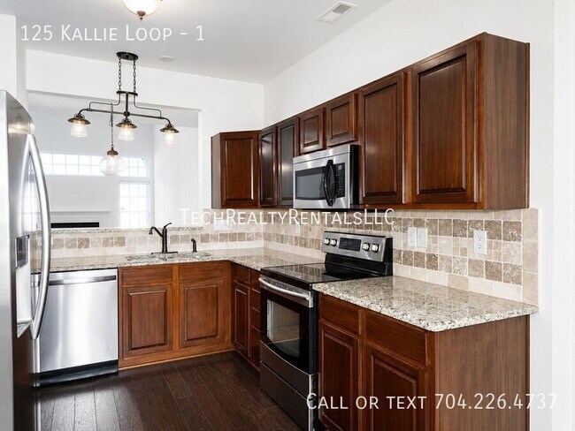Foto del edificio - 125 Kallie Loop