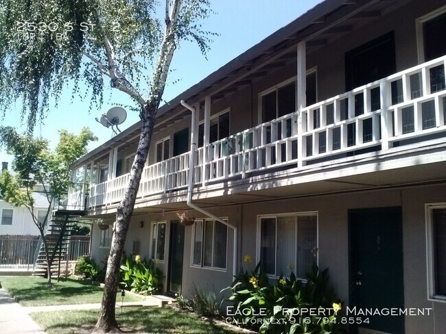 Foto del edificio - 2530 S St