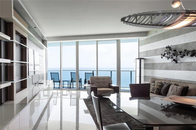 Building Photo - 17001 Collins Ave
