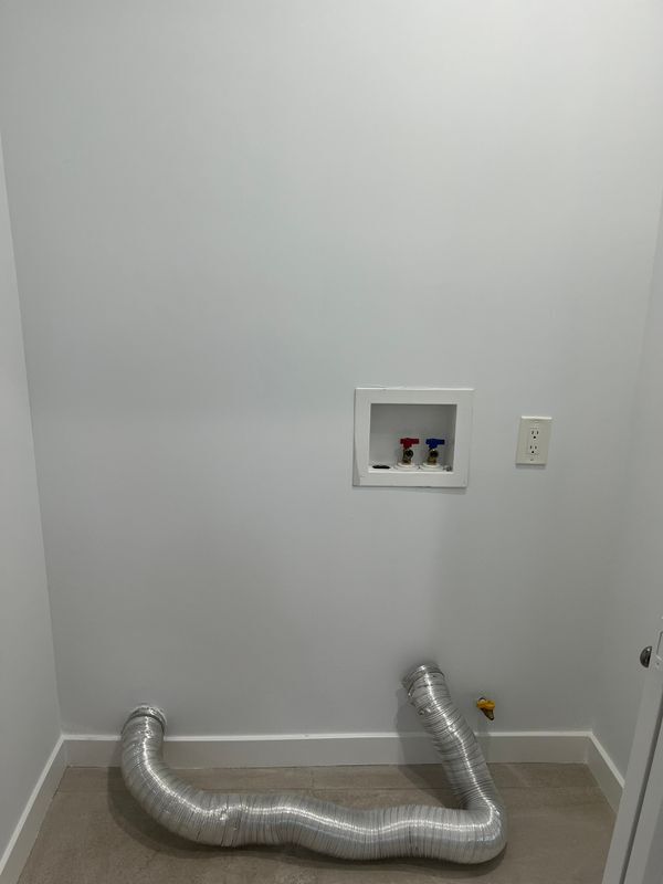 Foto del edificio - 14706 Cohasset St