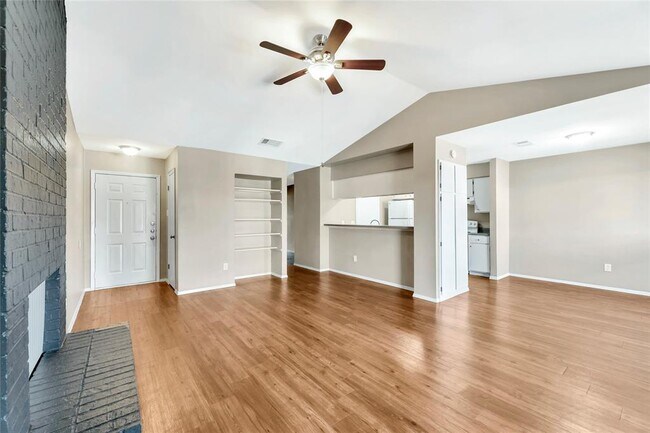 Foto del edificio - 4304 Acropolis Ct