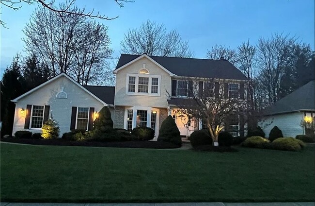 Building Photo - 19874 Echo Dr