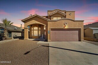 Building Photo - 1290 Hidden Bend Pl