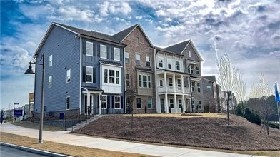 Building Photo - 813 Atkins Ln