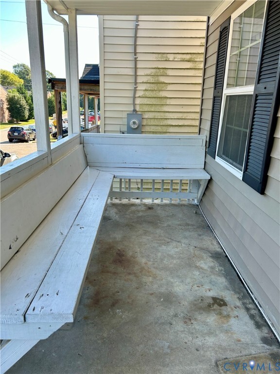 Building Photo - 704 Commerce St