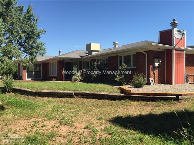 Building Photo - 12424 W Buckhorn Rd