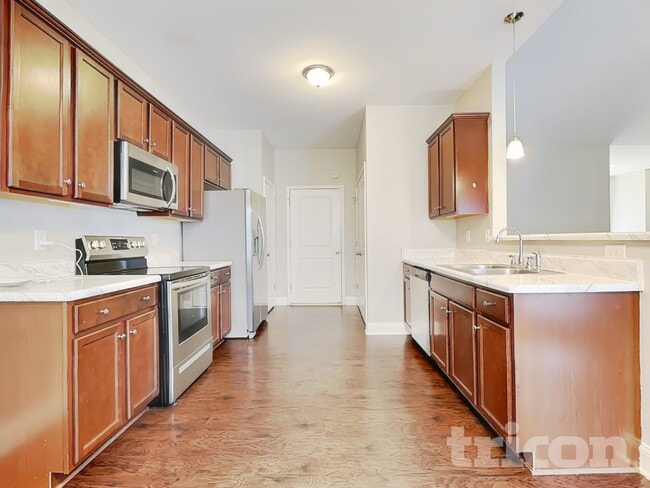 Foto del edificio - 249 White Creek Dr