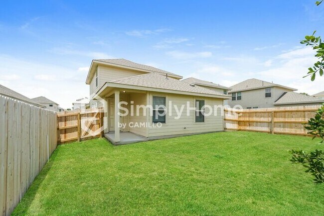 Foto del edificio - 9310 Evening Shade Ct