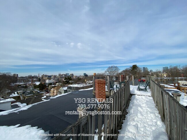 Foto del edificio - 145 Cedar St