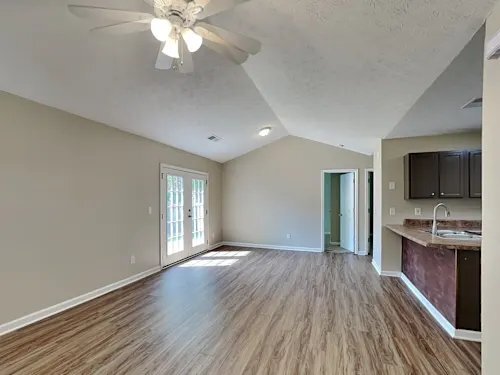 Foto del edificio - 410 Autumn Lake Ct