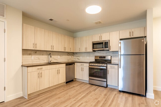 Interior Photo - The HIGHLAND