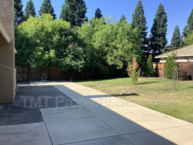 Foto del edificio - 2144 Gold Hollow Ct