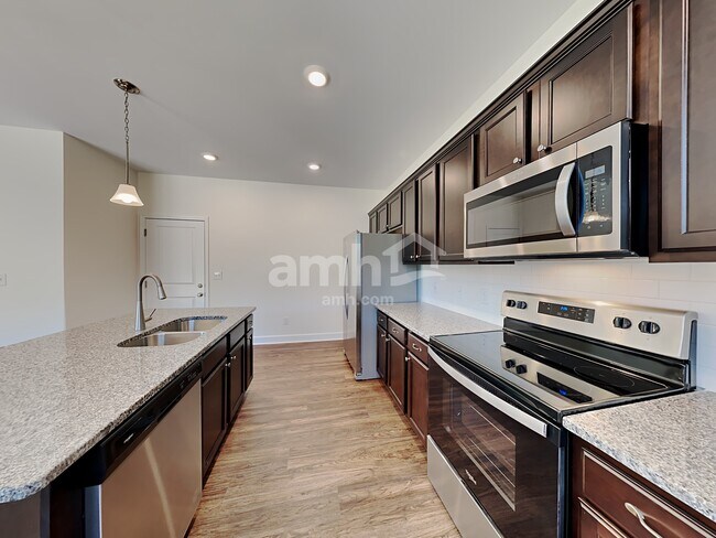 Foto del edificio - 5420 Lake Water Ct