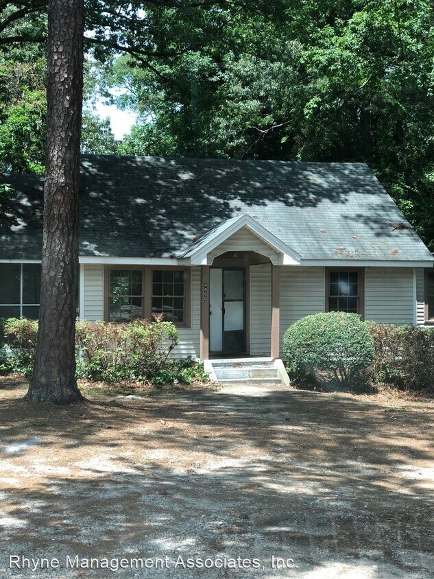 Foto del edificio - 3 br, 1 bath House - 4800 Western Blvd.