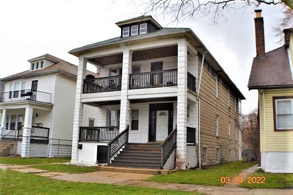 Primary Photo - 11630 S Normal Ave