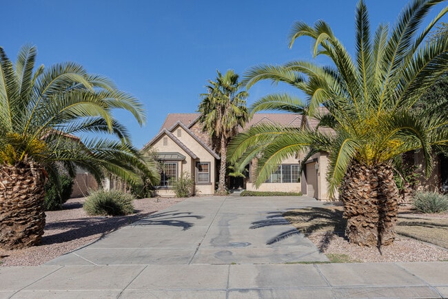 Foto del edificio - 12746 W Colter St