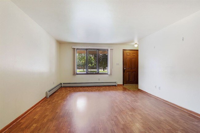 Living Room - 2909 Humboldt Rd