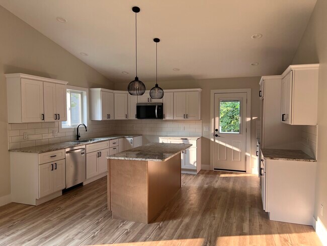 Foto del edificio - 1092 Birmley Estates Dr