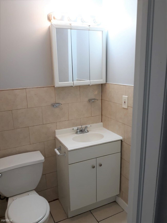 Building Photo - 3 br, 1 bath  - 48 19th Ave