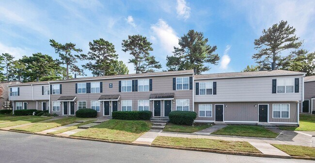 Foto del edificio - Hills at Oakwood