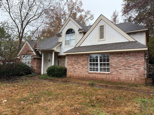 Foto del edificio - 2 story 3 bed/ 2.5 bath home