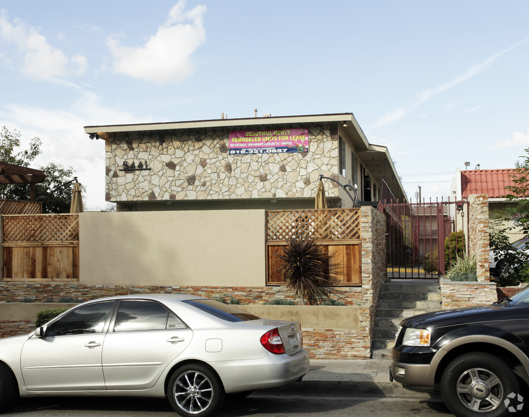 Whittier Place Apartments - 5441 Norwalk Blvd