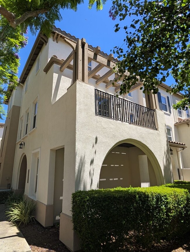 Building Photo - 2078 Silverado St