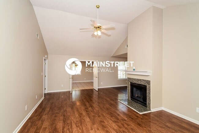 Building Photo - 3 Bedroom Pet-Friendly Home in Bessemer, AL with Main Street Renewal