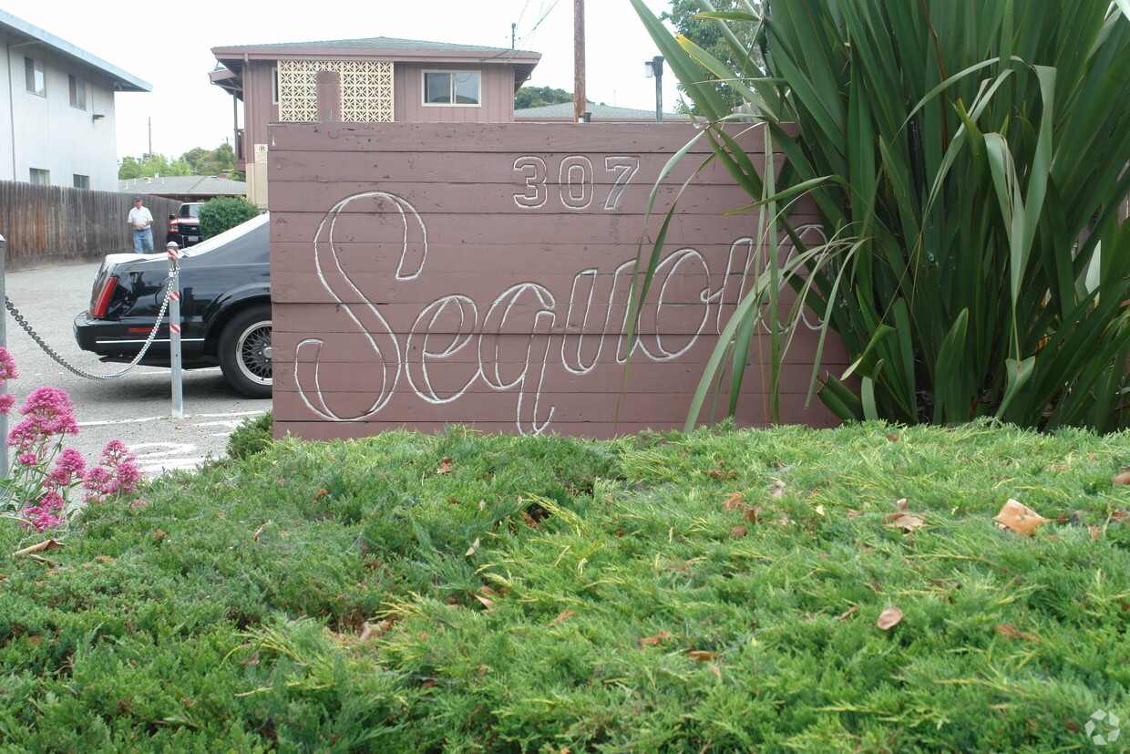 Primary Photo - Sequoia Apartments