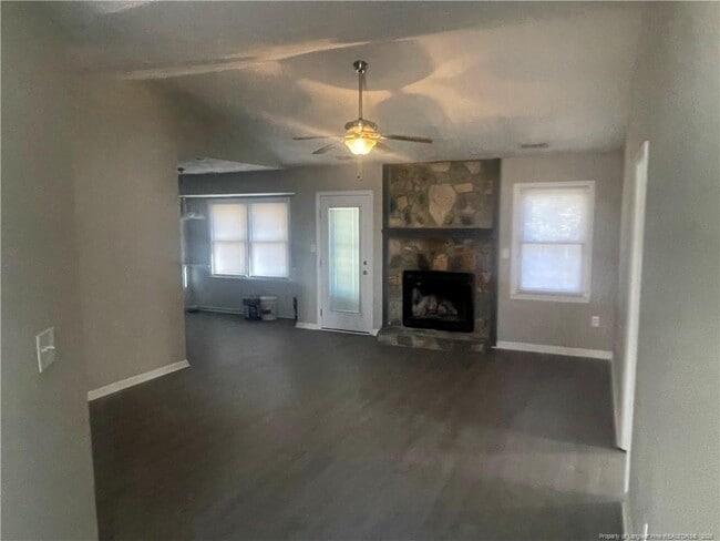 Foto del edificio - 6489 Applewhite Rd