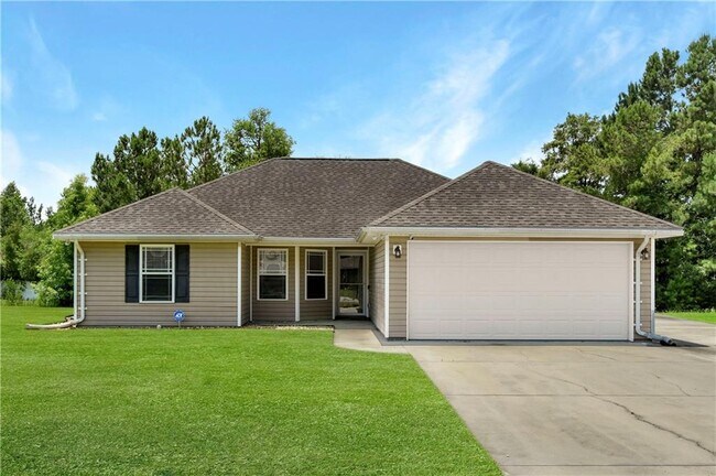 Building Photo - 123 Southwinds Dr