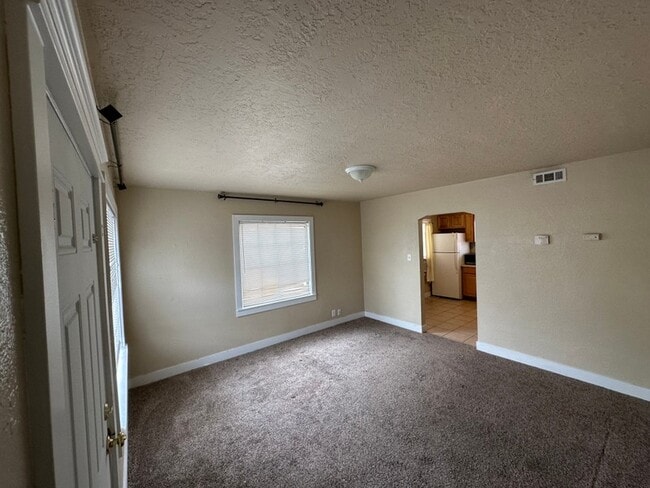 Building Photo - 38 W 300 S